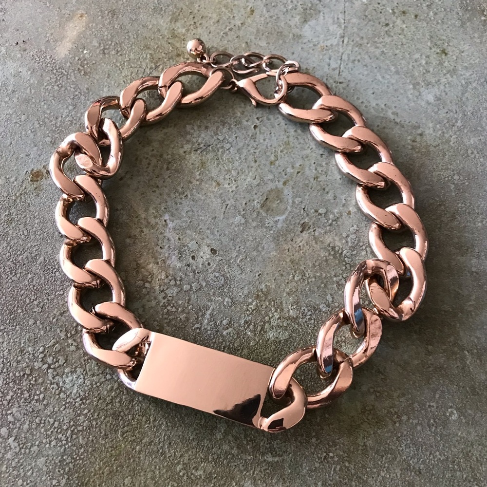 Gold choker